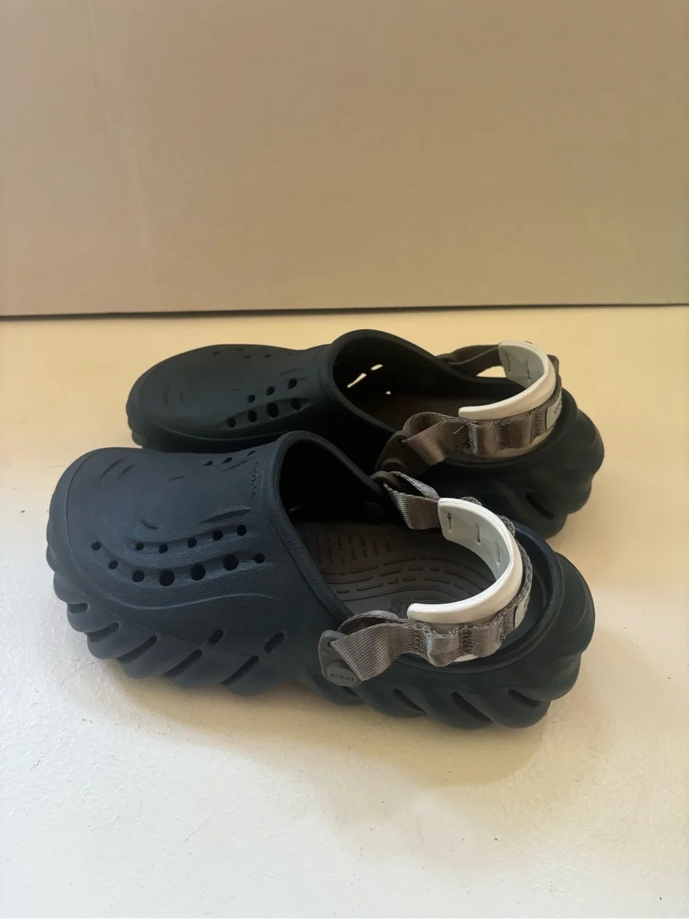 Crocs Echo Clog in storm navy size men’s 5 or women’s 7
